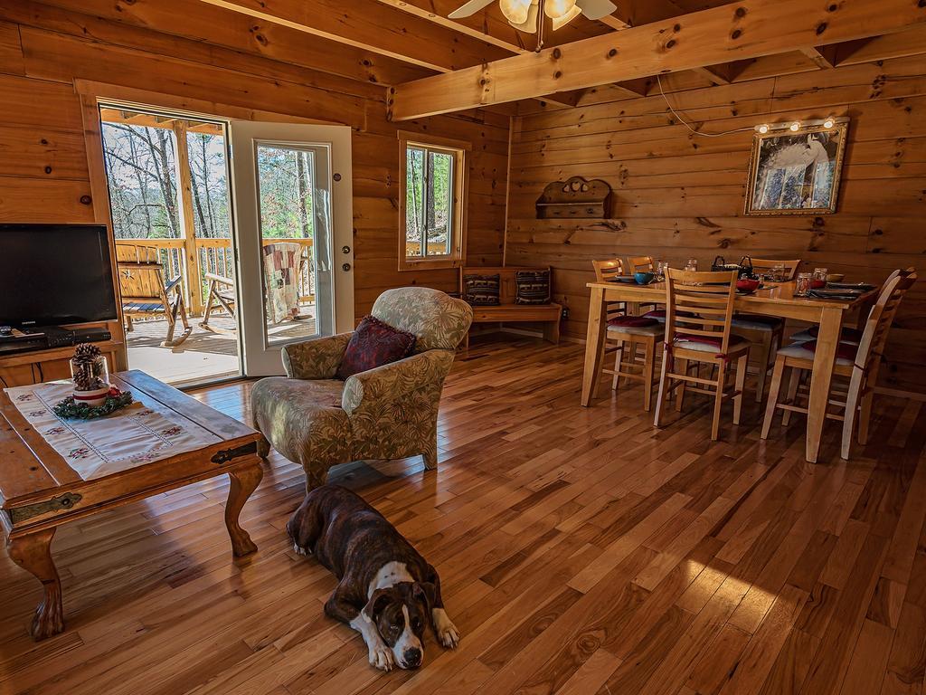 Отель Log Cabin In Smoky Mountains Севьервилл Номер фото