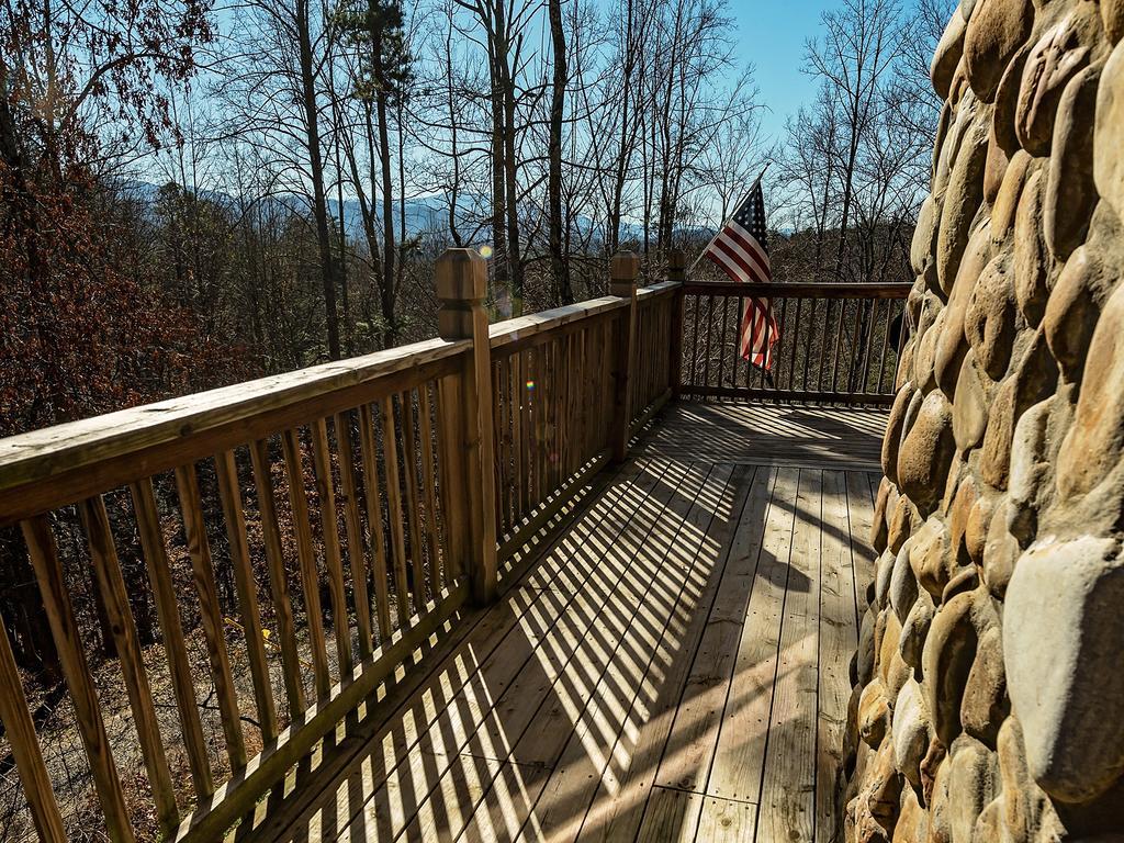 Отель Log Cabin In Smoky Mountains Севьервилл Экстерьер фото