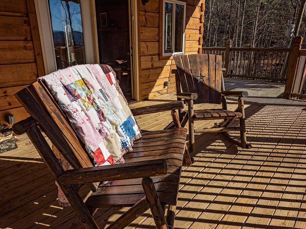 Отель Log Cabin In Smoky Mountains Севьервилл Экстерьер фото